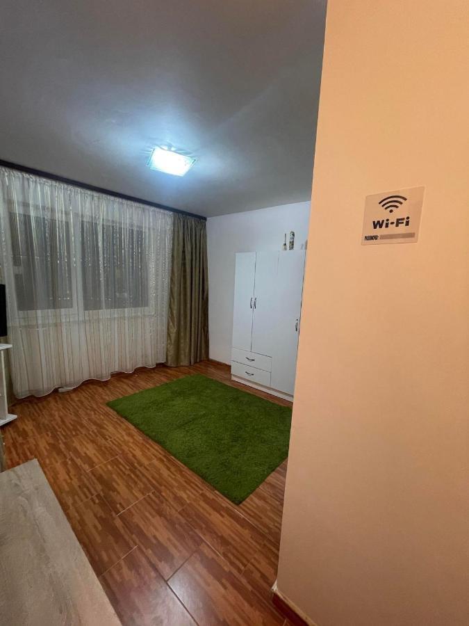One Room Apartment Ptm Bucureşti Eksteriør bilde
